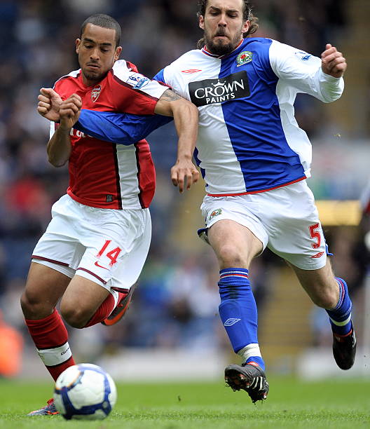 使他们开始 使他们开始