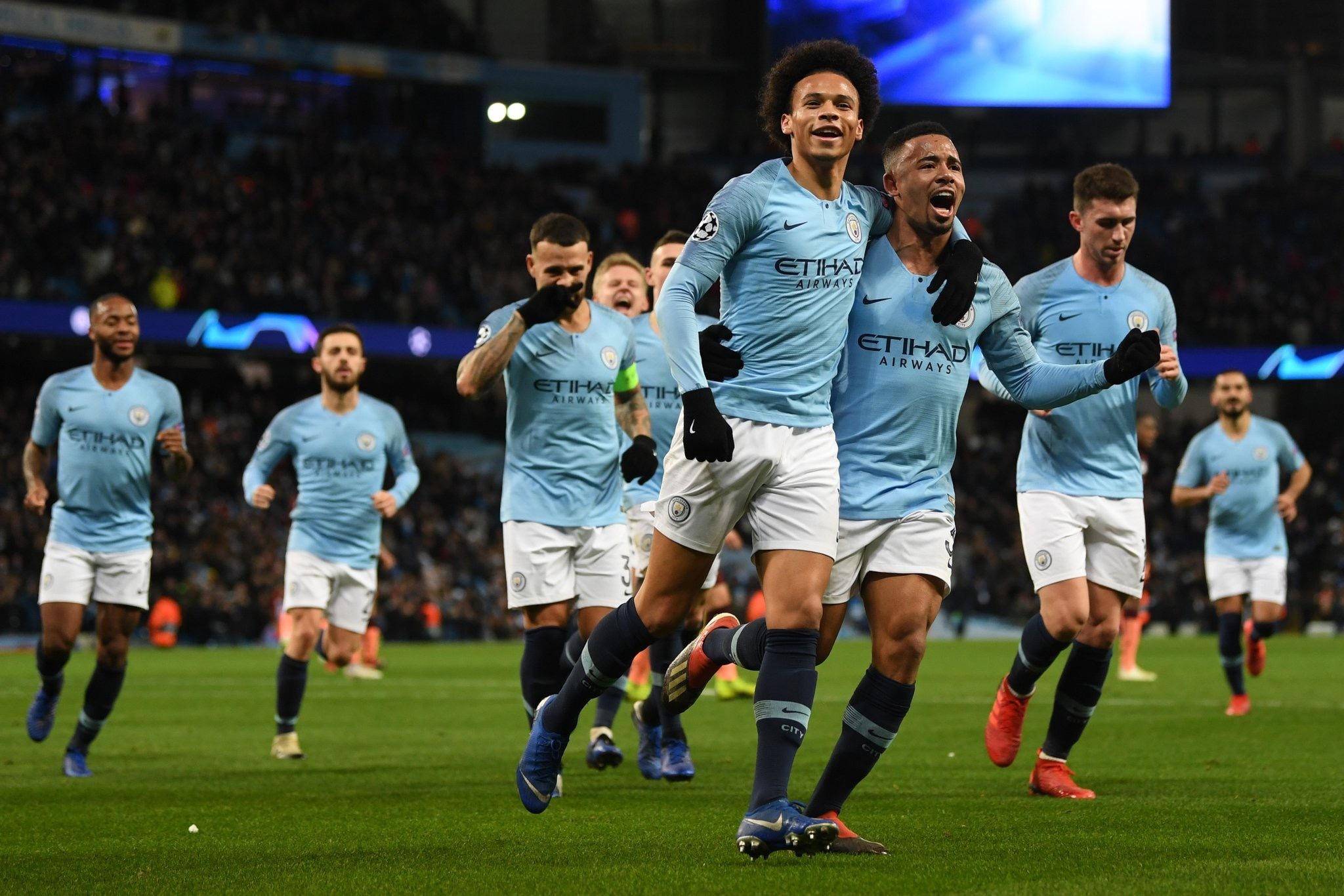 这位年轻的 这位年轻的